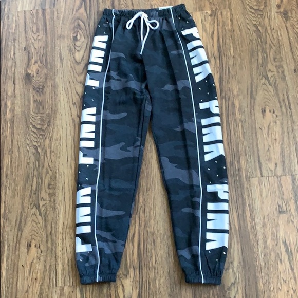 PINK Victoria's Secret Pants - VS PINK Camo Bling Classic Pants